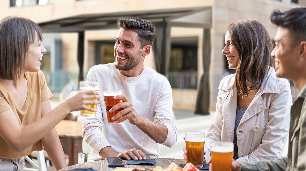 How to Build a Backyard Bar: 4 Simple DIY Solutions