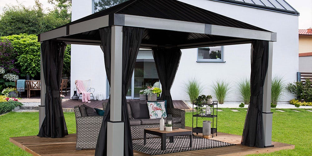 Outdoor entertaining