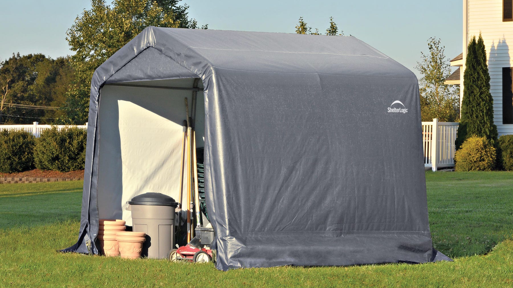 4 Things to Consider When Choosing a Backyard Storage Shed 